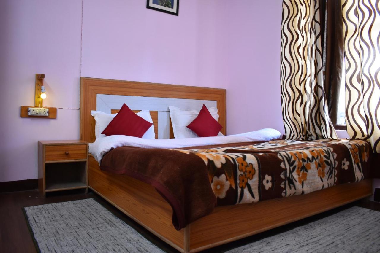 Hostel Who Needs Map Mcleodganj McLeod Ganj Dış mekan fotoğraf